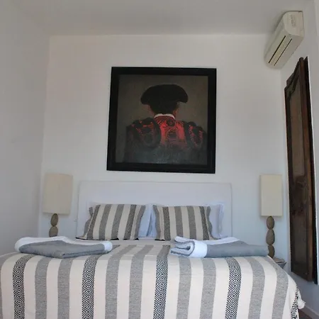 Maison L'etrier Alojamento de Acomodação e Pequeno-almoço Saintes-Maries-de-la-Mer
